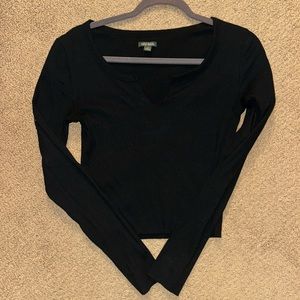 Women’s long sleeve tee
